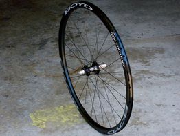 custom handbuilt wheels cx & gravel aluminum disc aero AXA Disc 1